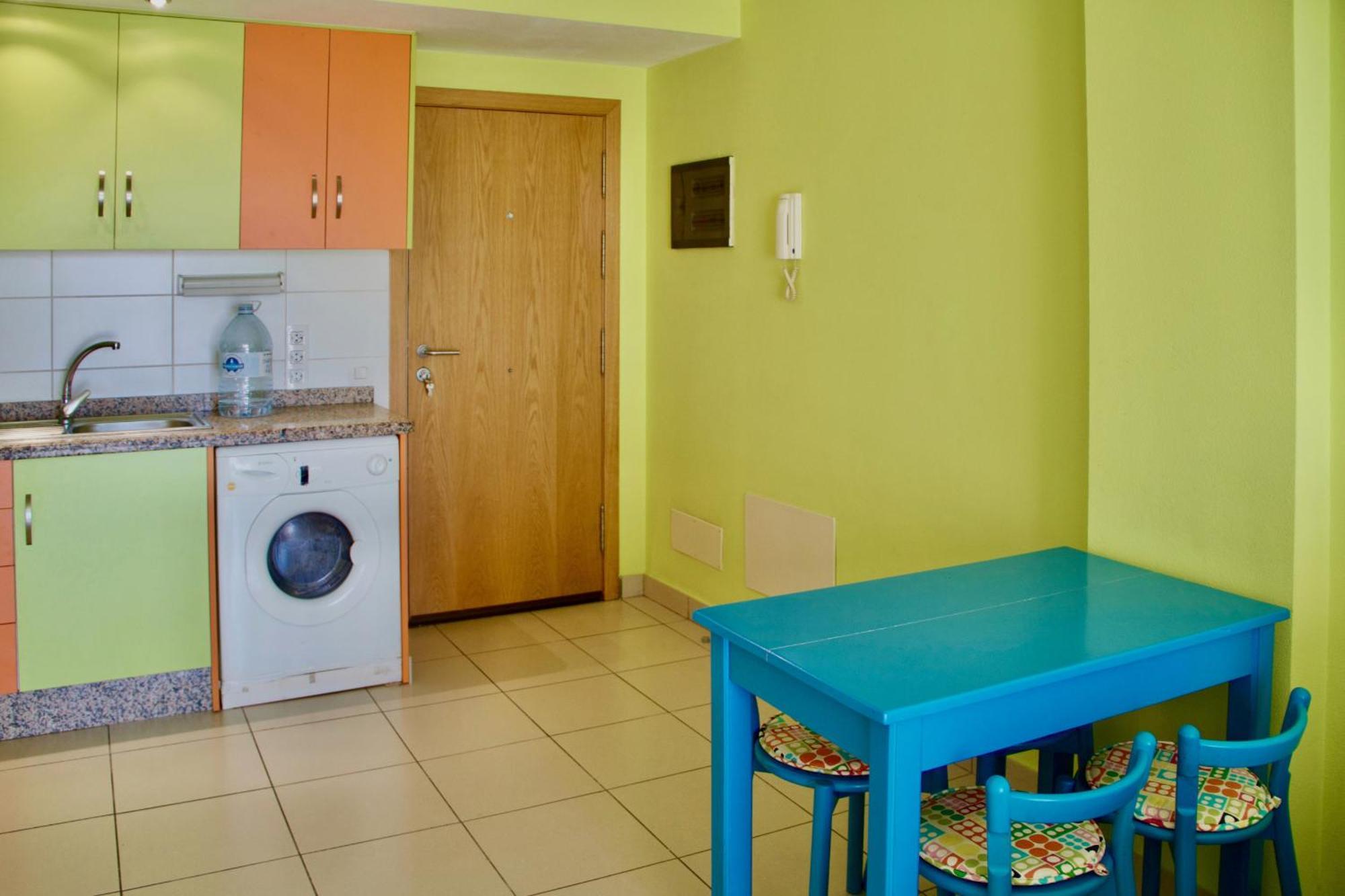 דירות מספאלומס Crisp Modern House מראה חיצוני תמונה